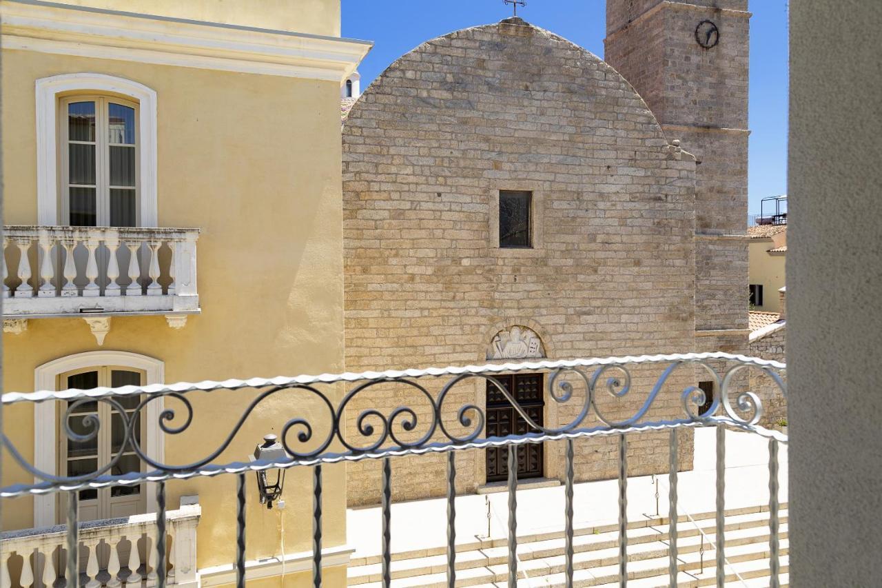 La Via Rooms And Terrace Olbia Ngoại thất bức ảnh